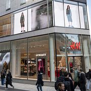 H&M:s butik på Drottninggatan i Stockholm.