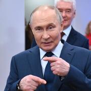 Vladimir Putin, arkivbild från 16 april. 