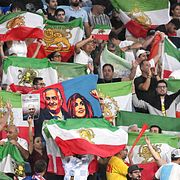 Iranska supportrar.