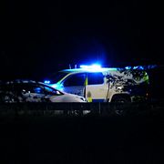 Mannen som sköts till döds av polisen ska ha utsatt sina barn för ”akut fara”, enligt uppgifter till Expressen.