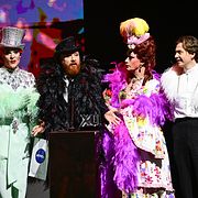 Gruppen Bland Drakar och Dragqueens vann Årets keep up the good work under QX-galan 2026.