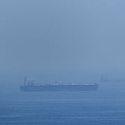 Oljetankrar i Hormuzsundet. Bilden är tagen den 18 april.