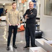 Niklas Charlesson och Robert Johnsson, på Räkexport. 