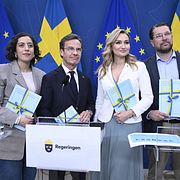 Utbildnings- och integrationsminister Simona Mohamsson (L), statsminister Ulf Kristersson (M), energi- och näringsminister Ebba Busch (KD) och Sverigedemokraternas partiledare Jimmie Åkesso.