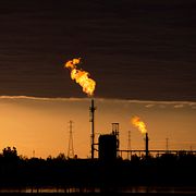 Ett oljekomplex i Venezuelas oljerika Orinocobälte, där Chevron nu uppges vara på väg att expandera. Arkivbild.
