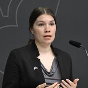 Annika Hirvonen (MP). 