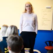 Lena Hallengren, barn-, äldre- och jämställdhetsminister, (S) håller pressträff om att barnkonventionen blir svensk lag på Rålambshovskolan i Stockholm. 