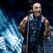 Till Lindemann och Rammstein uppträder vid Bråvalla Festival 2013.