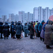 Soppkök i Kyiv på fredagen för människor som saknar ström i kylan.