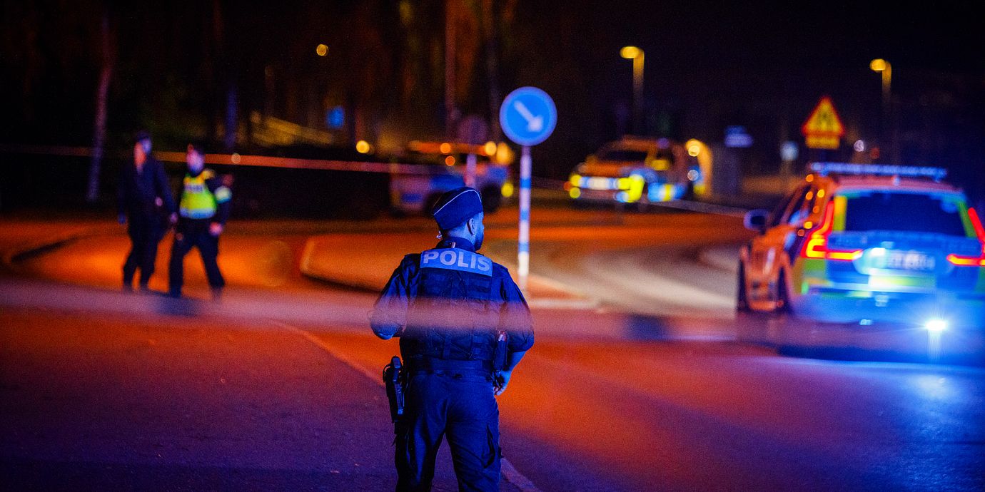 En person har skadats i en skottlossning i Norrahammar i Jönköping på torsdagskvällen.