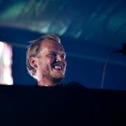 Avicii under sin sista spelning i Sverige augusti 2016.