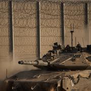 Israeliska soldater längs gränsen mellan Israel och Gaza 21 oktober 2025.