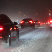 SMHI:s varningar/Arkivbild på tidigare snöoväder i Göteborg. 