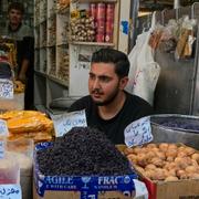 Matförsäljare i Teheran, Iran. 16 juni 2025. 