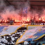 Pyroteknik bland IFK Göteborgs supportrar. Arkivbild.