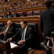 Mariano Rajoy (sittande th) inför en debatt i onsdags.