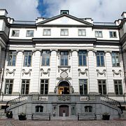 Högsta Domstolen. 