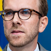 Infrastrukturminister Andreas Carlson (KD) vill se en upprustning av järnvägen. 