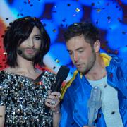 Conchita Wurst och Måns Zelmerlöw vid ESC i Wien i år.