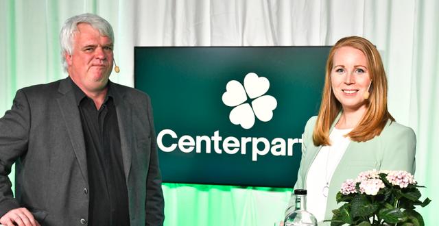 Centerpartiets ledare Annie Lööf och partisekreterare Michael Arthursson.  Claudio Bresciani/TT / TT NYHETSBYRÅN
