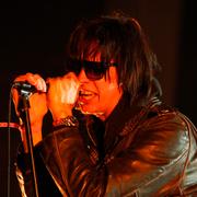 Julian Casablancas. 