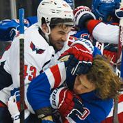 Tom Wilson och Artemi Panarin.