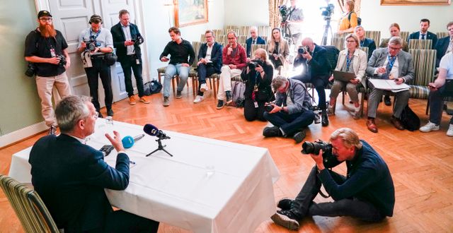 Natos Jens Stoltenberg under en presskonferens på tisdagen.  Gorm Kallestad / NTB