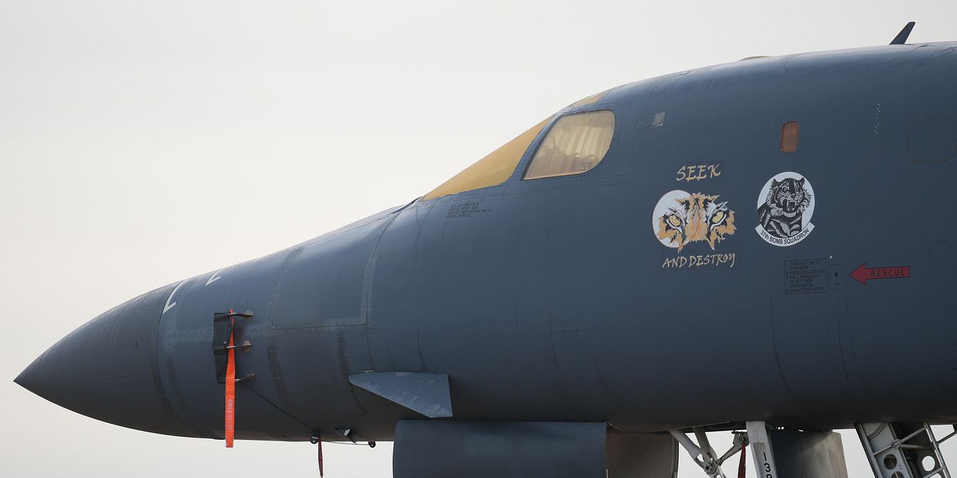 Ett amerikanskt bombplan av typen B1.