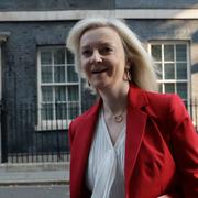 Arkivbild. Liz Truss utanför 10 Downing Street.