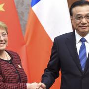 Chiles president Michelle Bachelet tillsammans med Kinas premiärminister Li Keqiang.