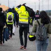 Anställda går av sitt skift vid Northvolts fabrik i Skellefteå 