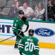 Dallas Stars Nils Lundkvist och Ryan Suter.