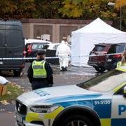 Polisens tekniker på brottsplatsen. 