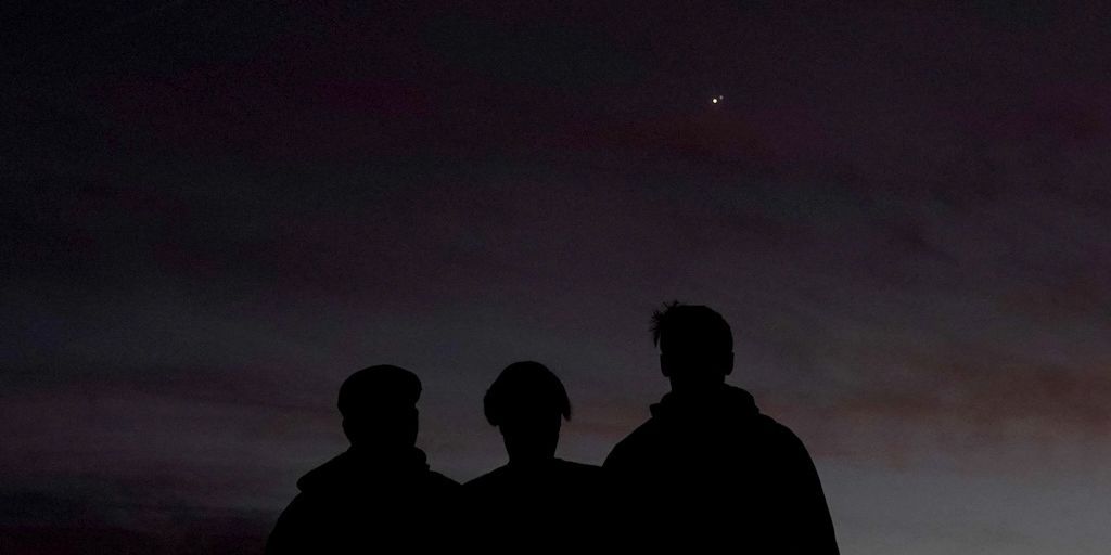 Saturnus och Jupiter i linje i USA, december 2020.