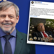 Star Wars-skådespelaren Mark Hamill publicerade en bild där Donald Trump var omringad av blommor.