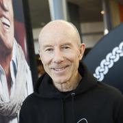 Alpinlegendaren Ingemar Stenmark på välgörenhetsmatchen ”Game för Börje” mellan veteranlagen Tre Kronor Legends och Toronto Maple Leafs Alumni i Monitor ERP Arena. 