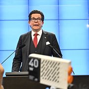 Andreas Norlén, talman, under en pressträff angående den pågående regeringsbildningen.
