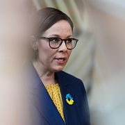 Maria Malmer Stenergard (M) på väg till mötet i Bryssel. 