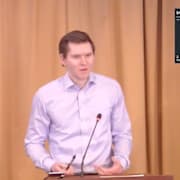 Markus Allard under ett kommunfullmäktigemöte 27 januari.