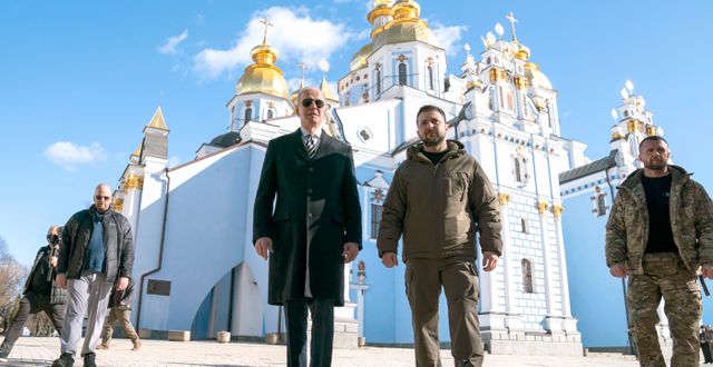 Biden på besök i Kyiv tidigare i år.  Evan Vucci / AP