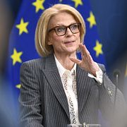 Elisabeth Svantesson (M).