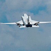 Arkivbild av bombplanet Tu 22M3