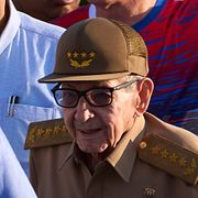 Raul Castro och bakom honom president Miguel Díaz-Canel i Havanna den 1 maj 2026.