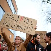 Kritiken har varit stort mot införandet av det nya vårdsystemet Millennium. Läkare och sjuksköterskor har protesterat kraftigt. Vid lunchtid på fredagen hölls en manifestation utanför sjukhuset där många visade sitt missnöje.