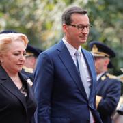 Morawiecki tillsammans med Rumäniens premiärminister Viorica Dancila. Arkivbild.