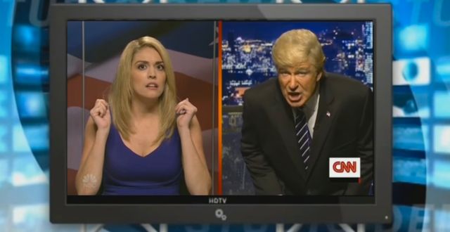 Komikern Alec Baldwin imiterar Donald Trump på SNL. 