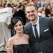 Lily Allen och David Harbour tillsammans 2022.