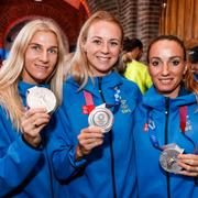 Sofia Jakobsson, Amanda Ilestedt och Kosovare Asllani. 