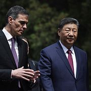 Spaniens premiärminister Pedro Sánchez och Kinas ledare Xi Jinping under mötet i Beijing.