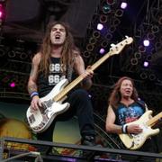 Janick Gers, David Murray och Steve Harris när Iron Maiden uppträdde i Stockholm 2003.